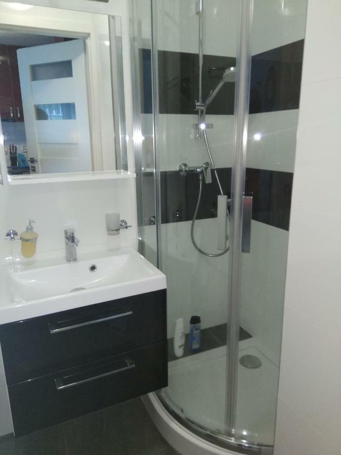 Апартаменты Cherry Apartament W Scislym Centrum Варшава Экстерьер фото